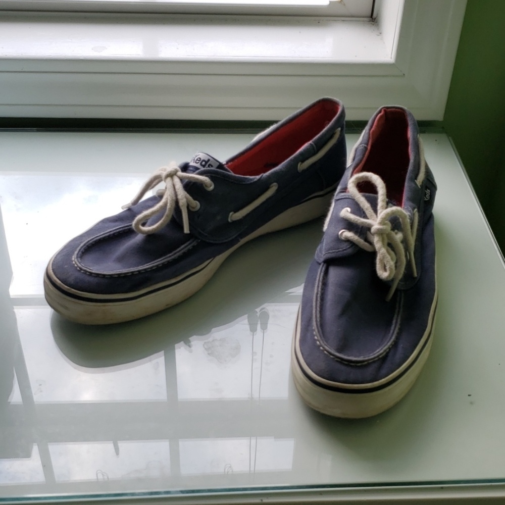 Keds/ Tom's/Sperry style shoe